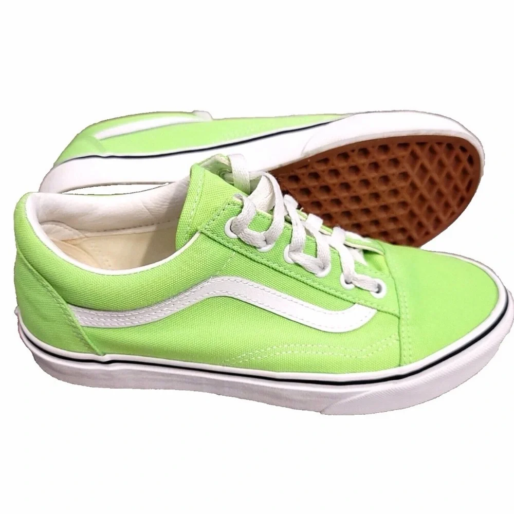 Vans Old School Neon Green Canvas Low-Top Sneakers with White Accents - Picture 9 of 10